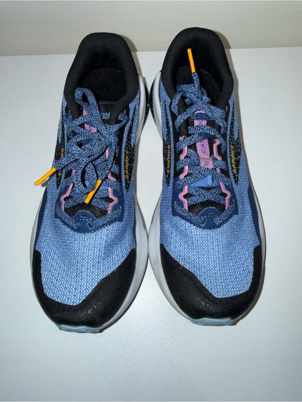 Brooks Blue Running Sneakers with Black & Pink Details - Picture 2 of 6